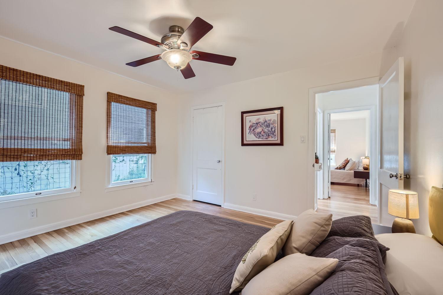 Authentic Pad With Roof-top Deck Bar *