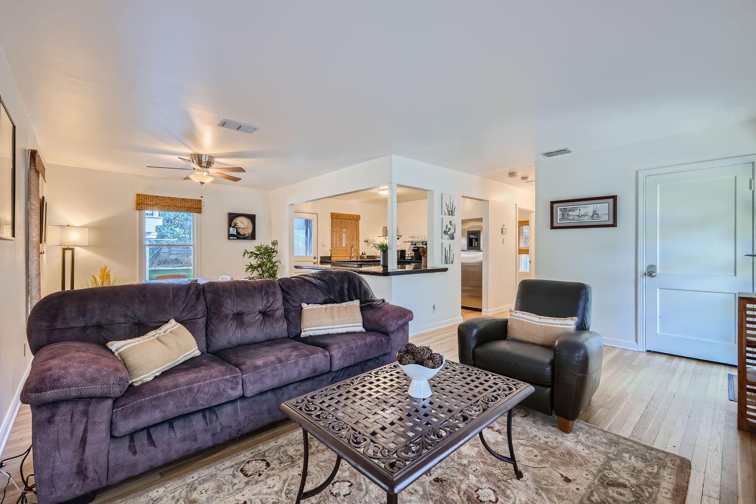 Authentic Pad With Roof-top Deck Bar * Austin