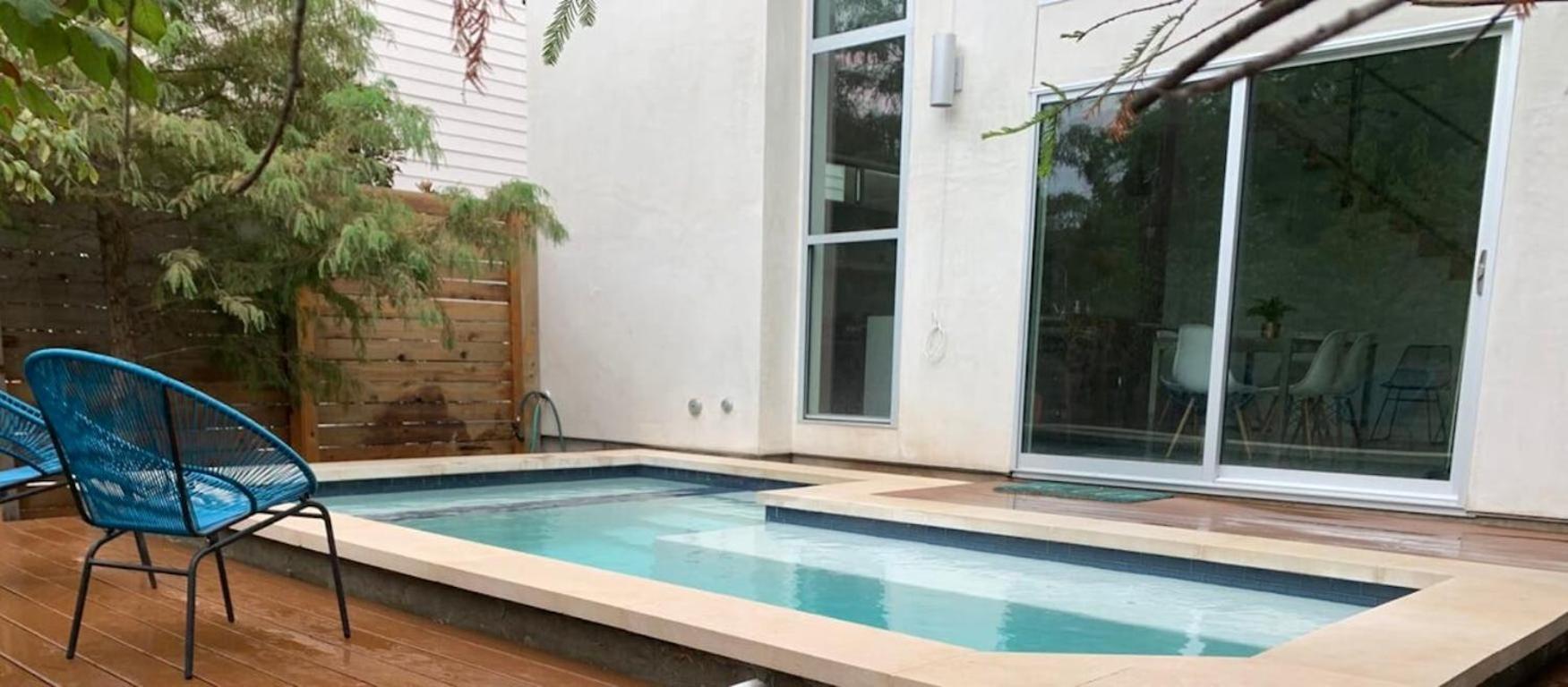 Stunning Modern W Pool & Hot Tub In Dt * Austin