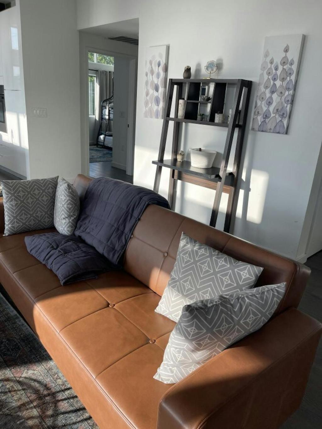 Apartment Game Day Penthouse Steps From Ut Sports *