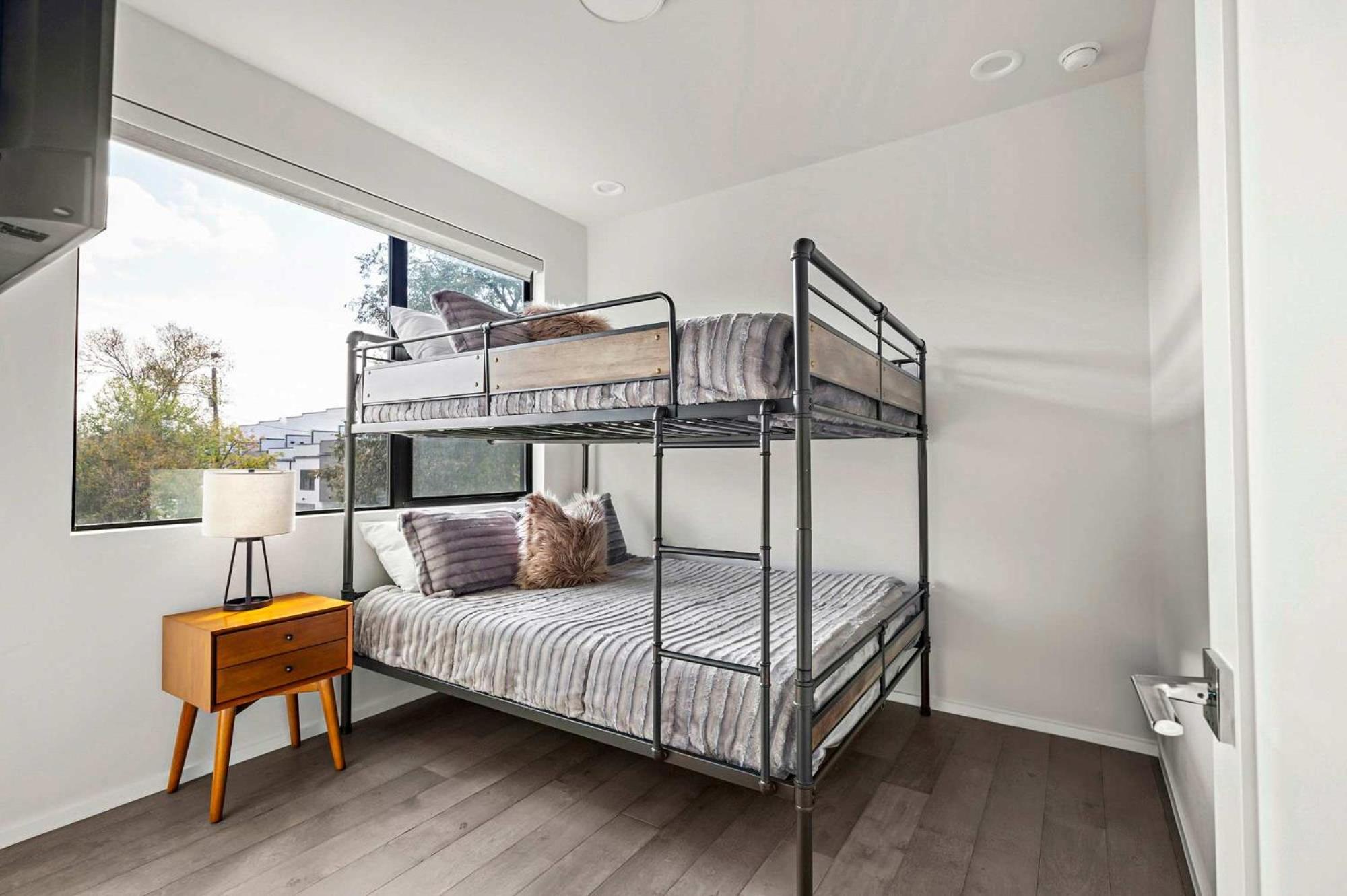 Soco - Backyard - Balconies - Dt Holiday home *