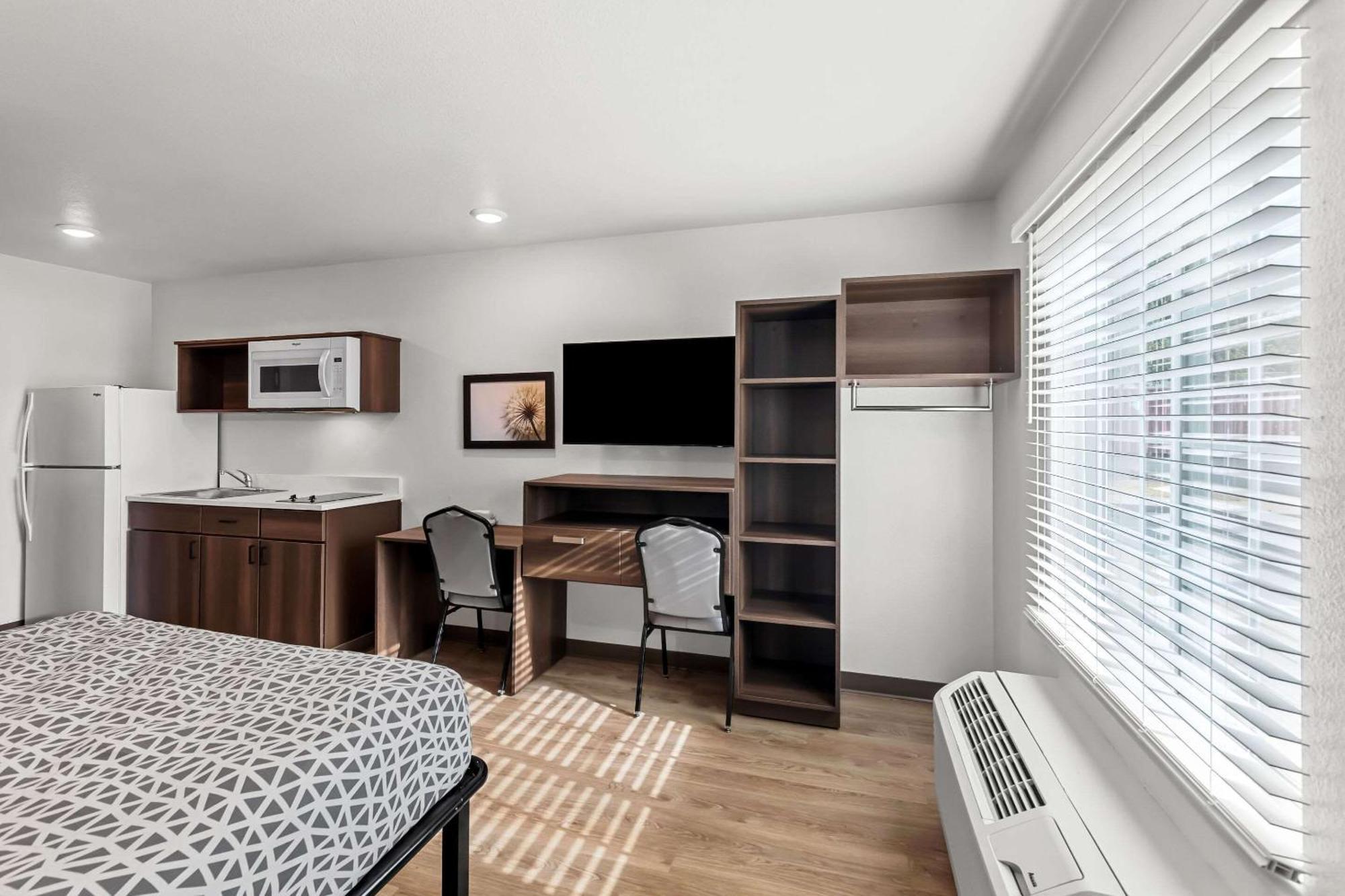 Woodspring North I-35 Hotel Austin