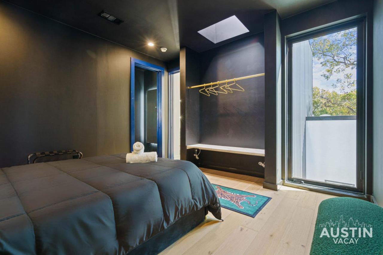Holiday home Dwelling Of Divine Duality Private Luxury Pool Austin