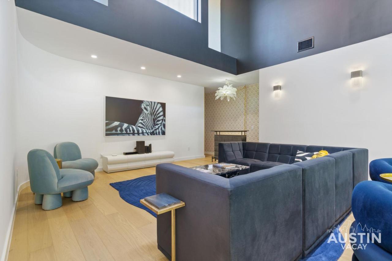 Dwelling Of Divine Duality Private Luxury Pool Austin