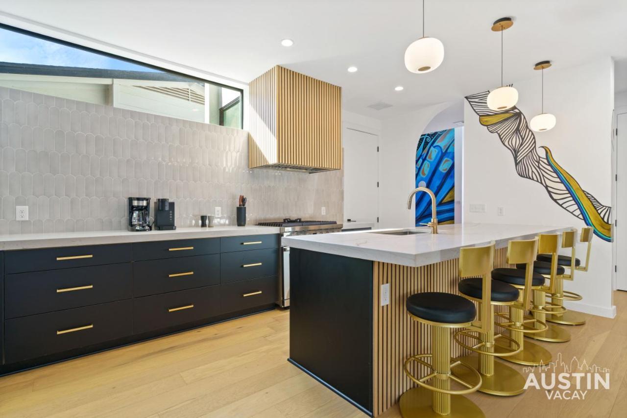 Dwelling Of Divine Duality Private Luxury Pool Austin