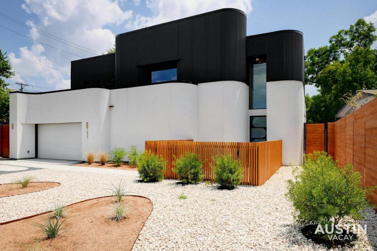 Dwelling Of Divine Duality Private Luxury Pool *