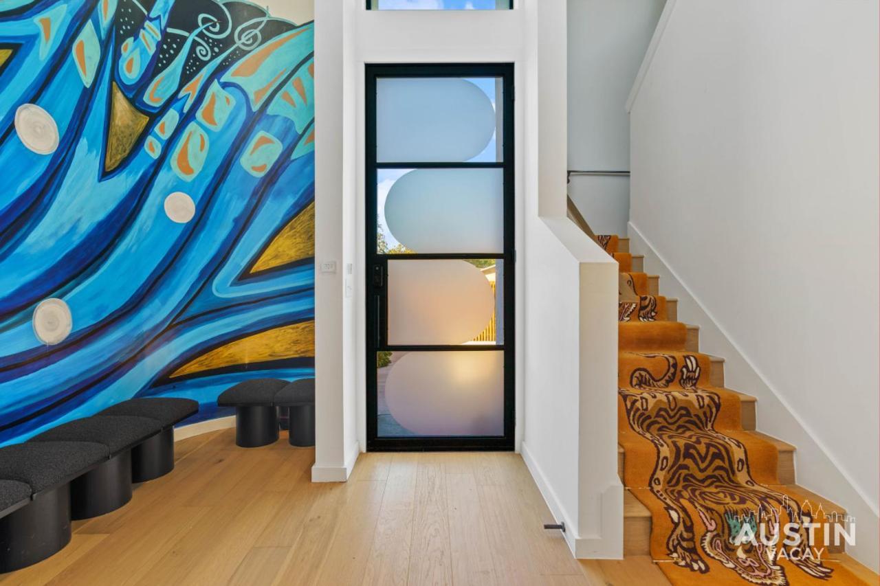 Dwelling Of Divine Duality Private Luxury Pool Holiday home