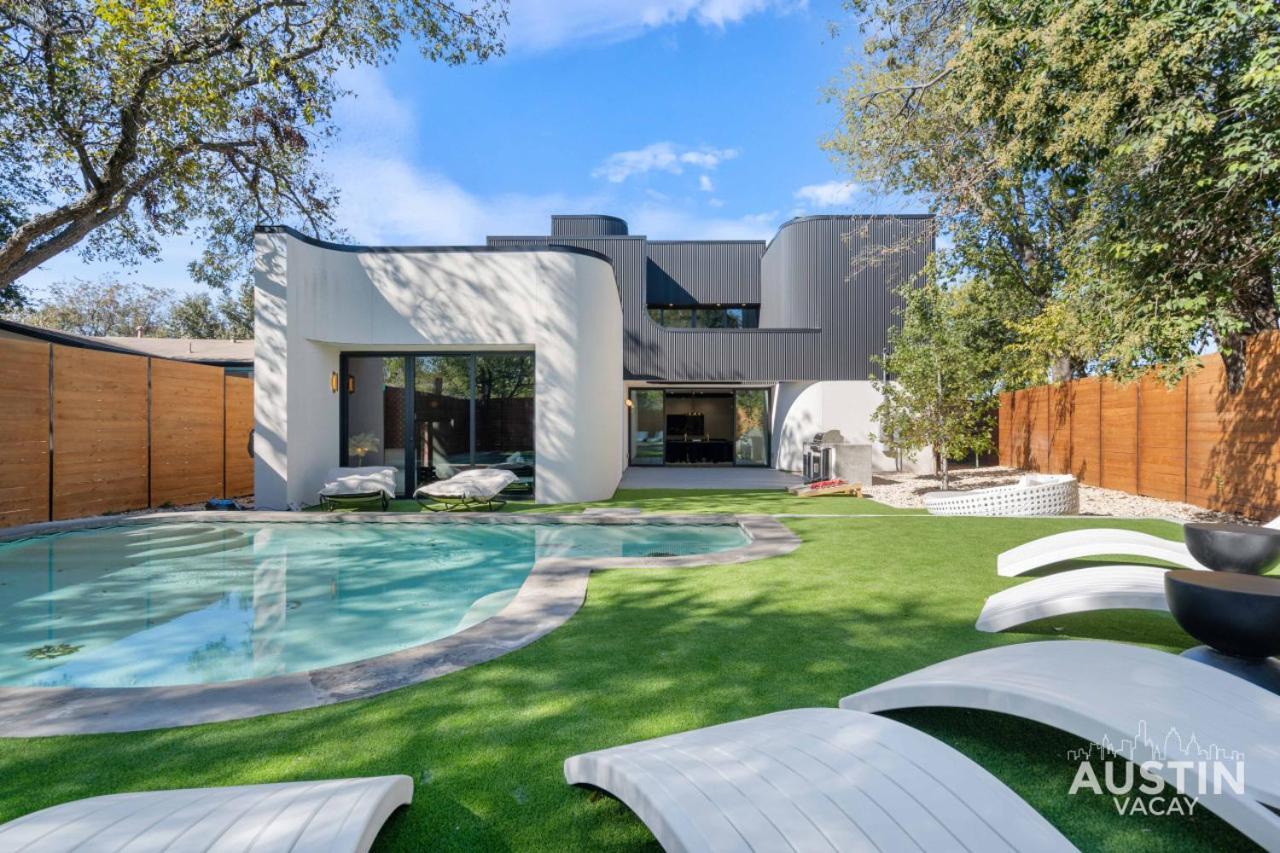 Holiday home Dwelling Of Divine Duality Private Luxury Pool *