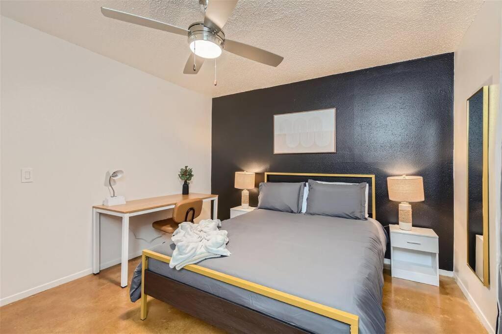 Apartment Walkable Dtwn 2b Getaway - Sleeps 5 - Pool, Prkg