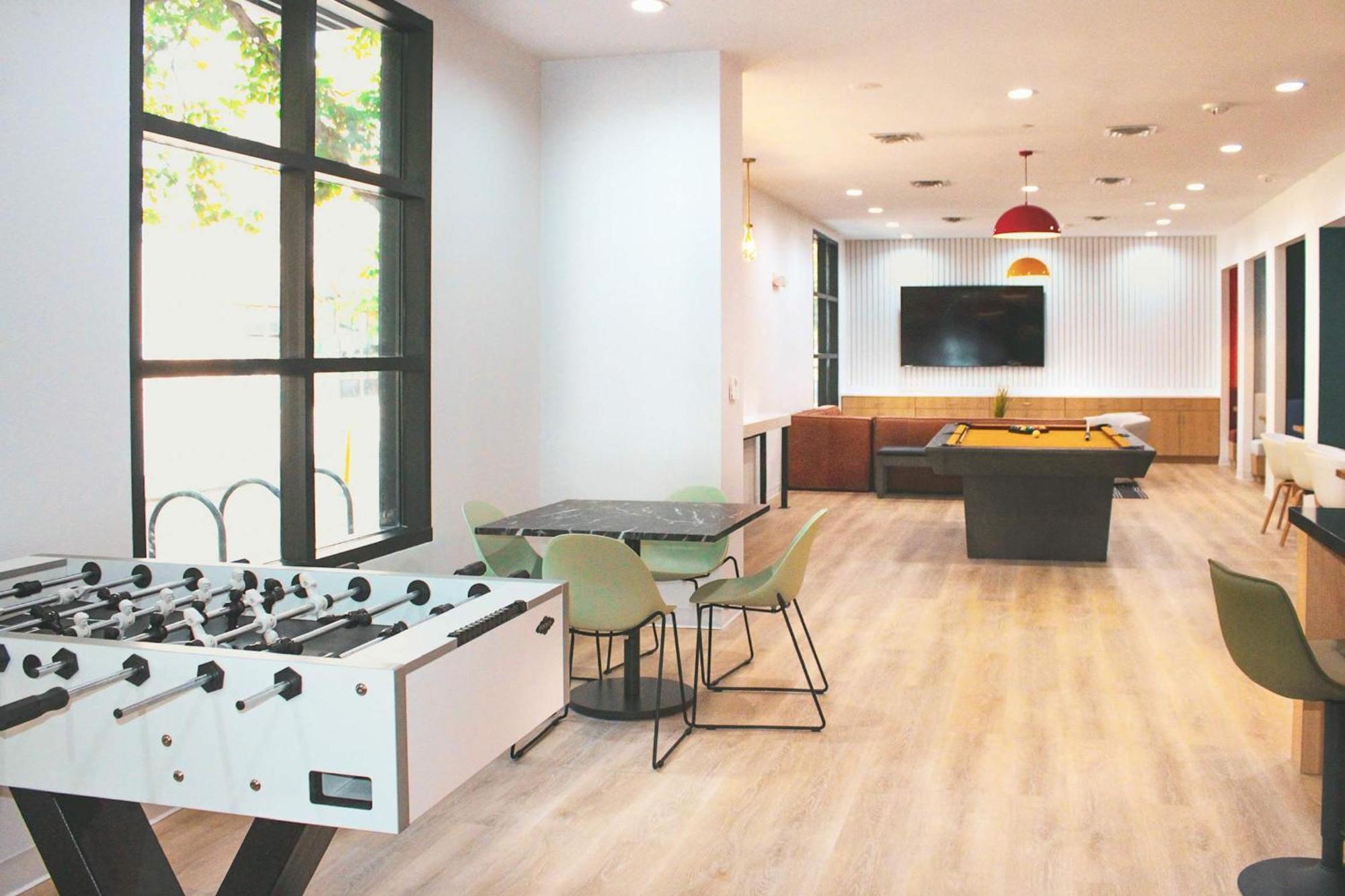 Upstay 4br W Gym Access Pool & Game *
