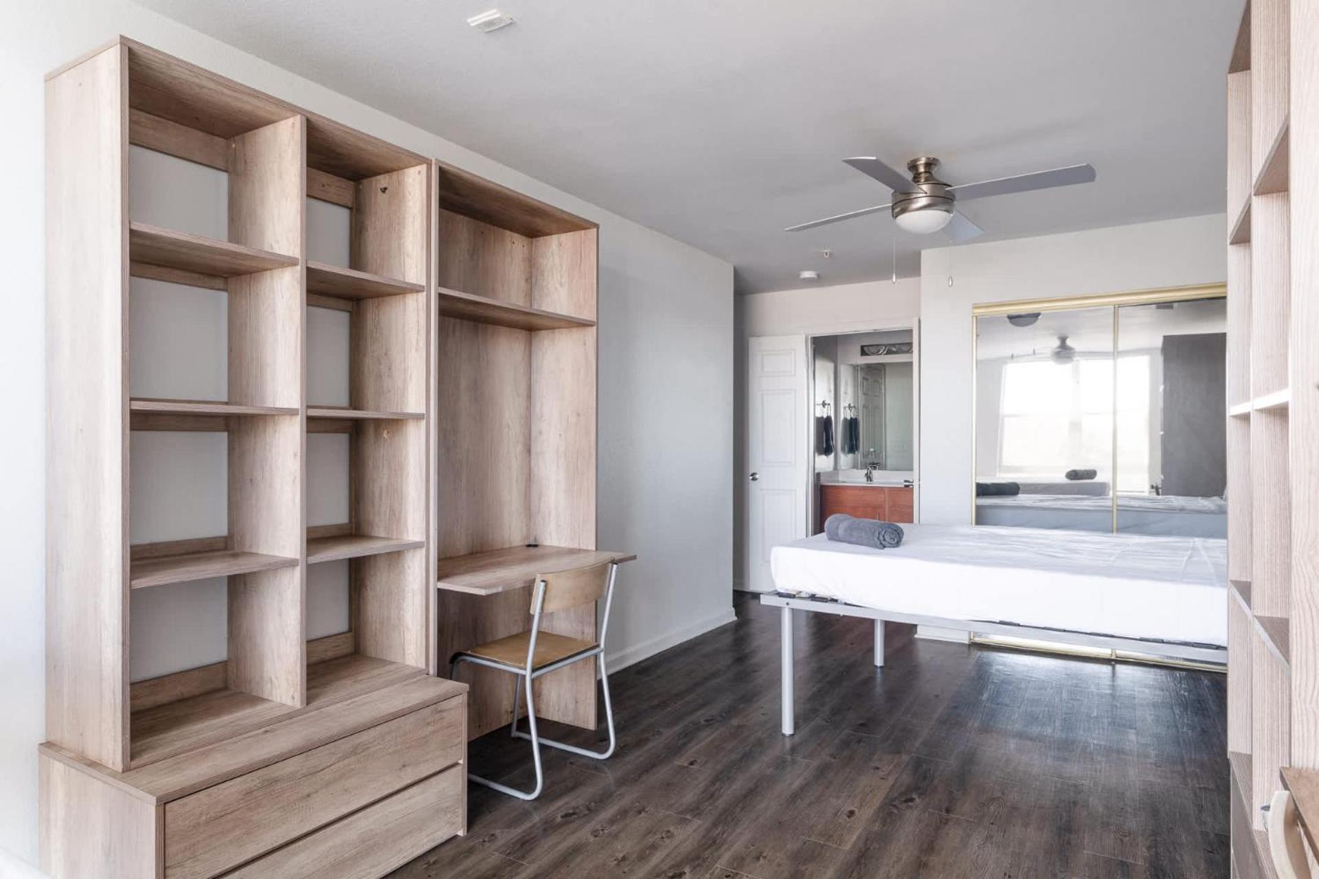 Upstay 4br W Gym Access Pool & Game Apartment Austin