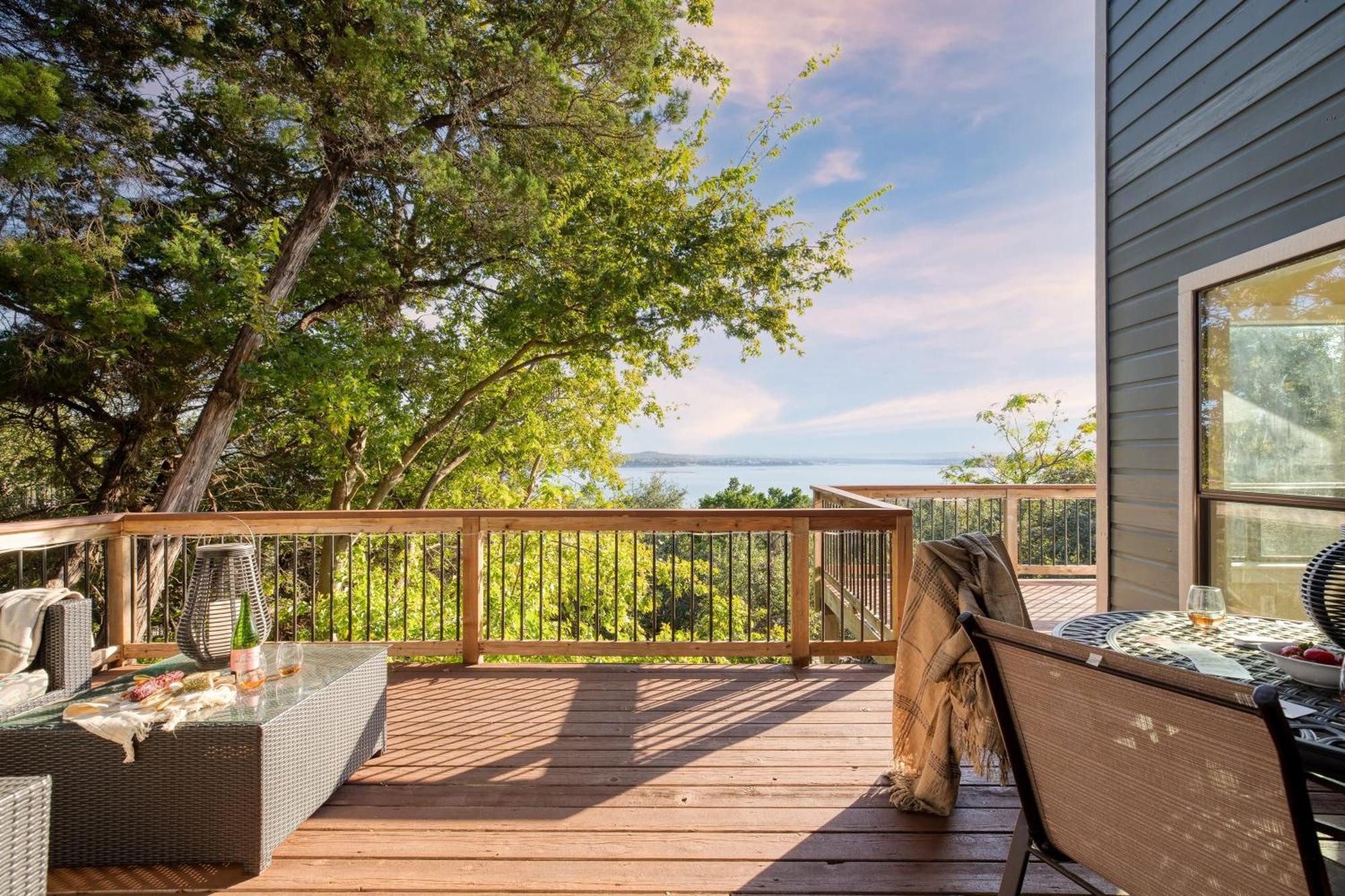 Dawson By Avantstay Serene Set Amongst Nature W Pool Hot Tub Close To Travis Holiday home *