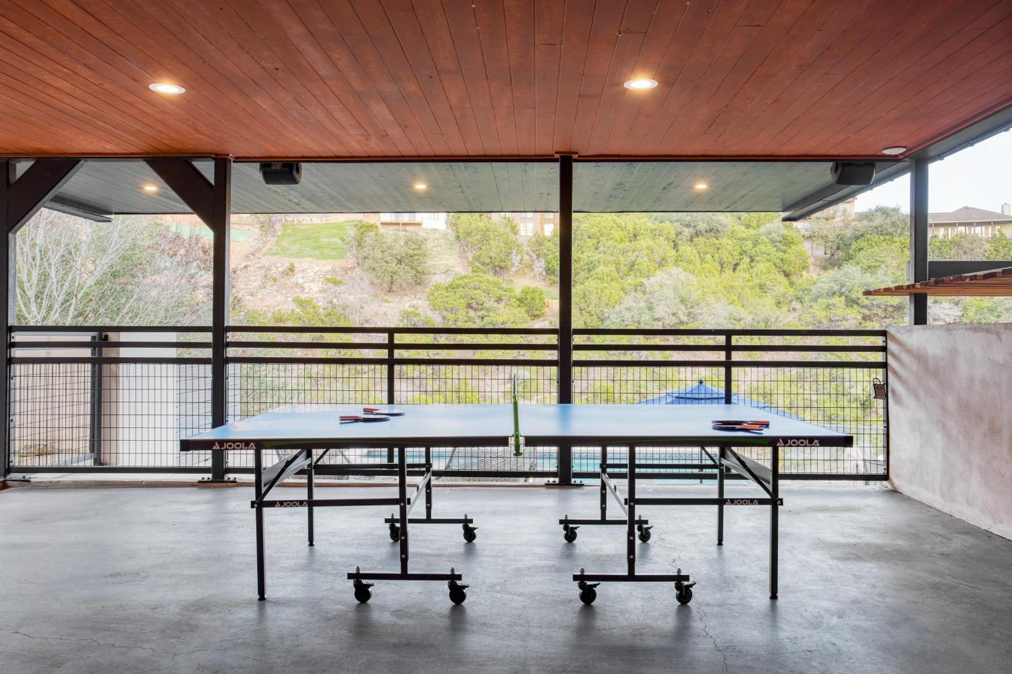 Holiday home Barton By Avantstay Views W Hot Tub Pool Ping Pong *