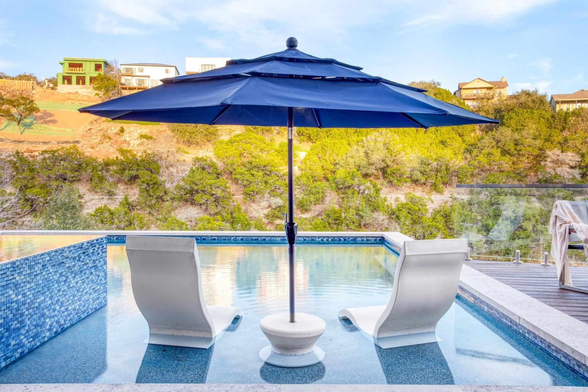 Holiday home Barton By Avantstay Views W Hot Tub Pool Ping Pong Austin