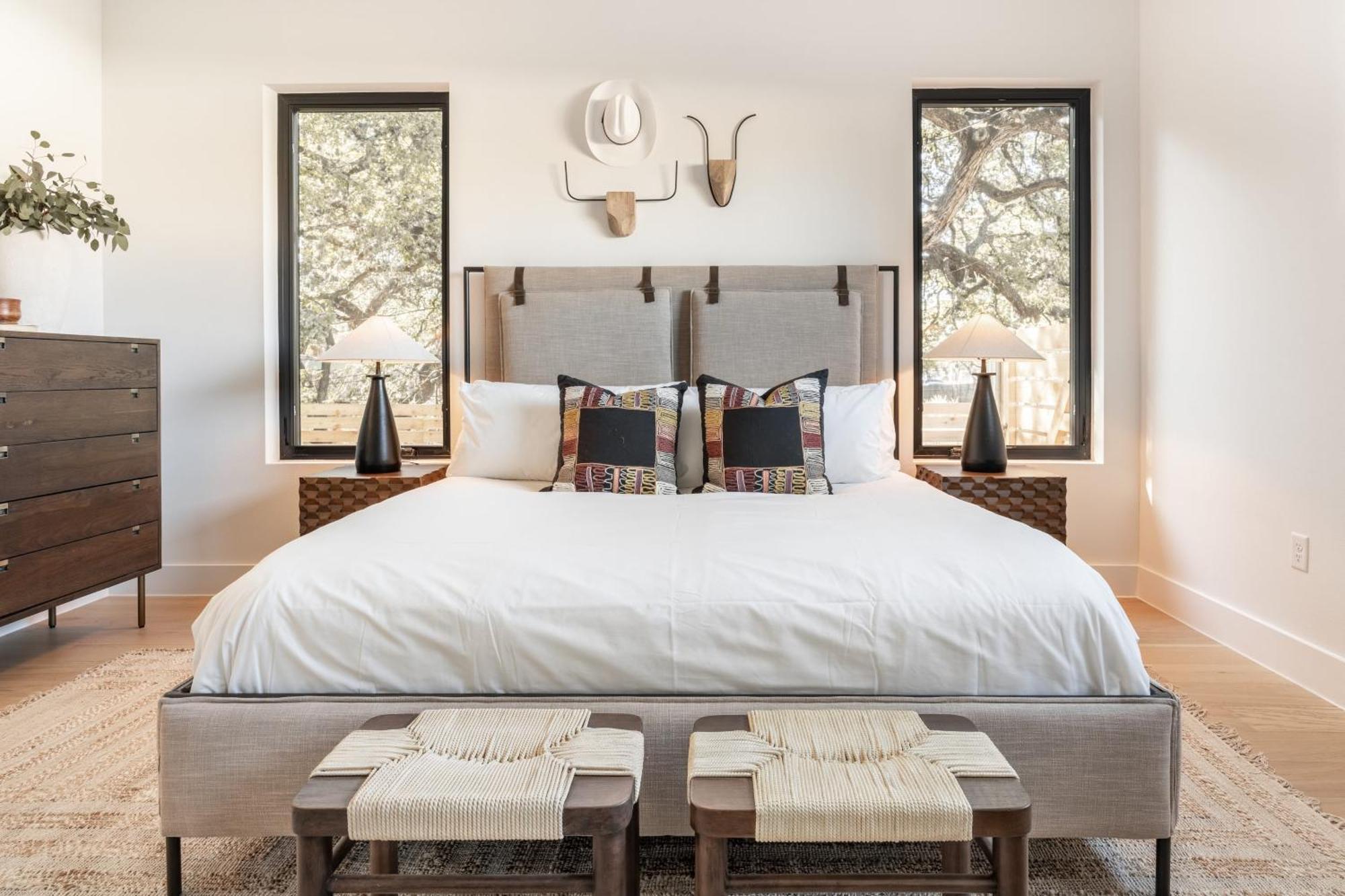 Henley By Avantstay Plunge Pool Incredible Patio Austin