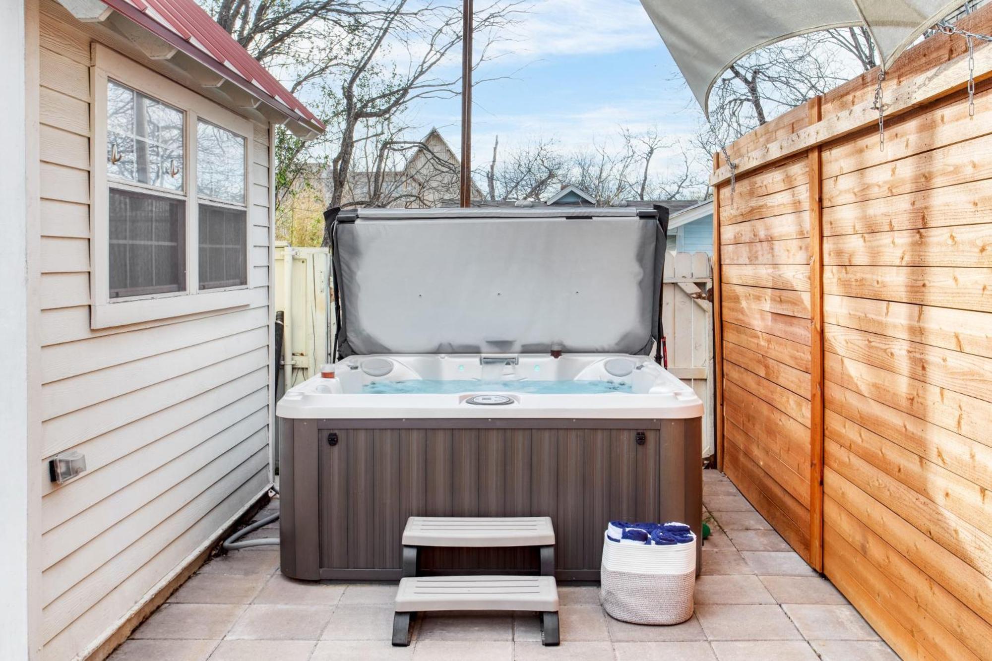 Holiday home Ramsey By Avantstay Modern Character In W Pool *