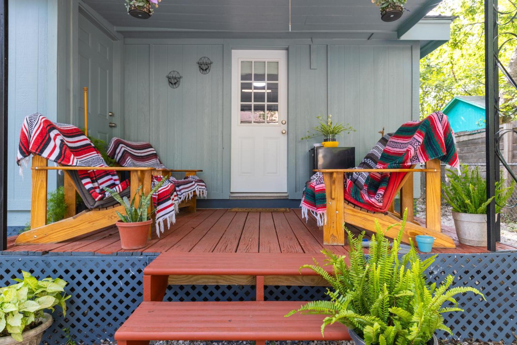 Vintage Vibes Meets Downtown Comfort - Walk To 6Th St & Dining Hotspots Austin