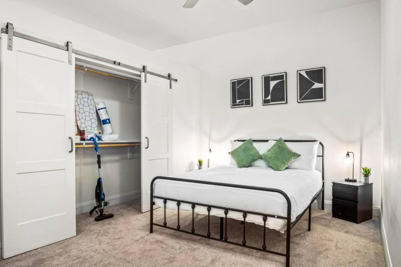 Luxurious New Unit 1bd1ba Pool Golf Sim *