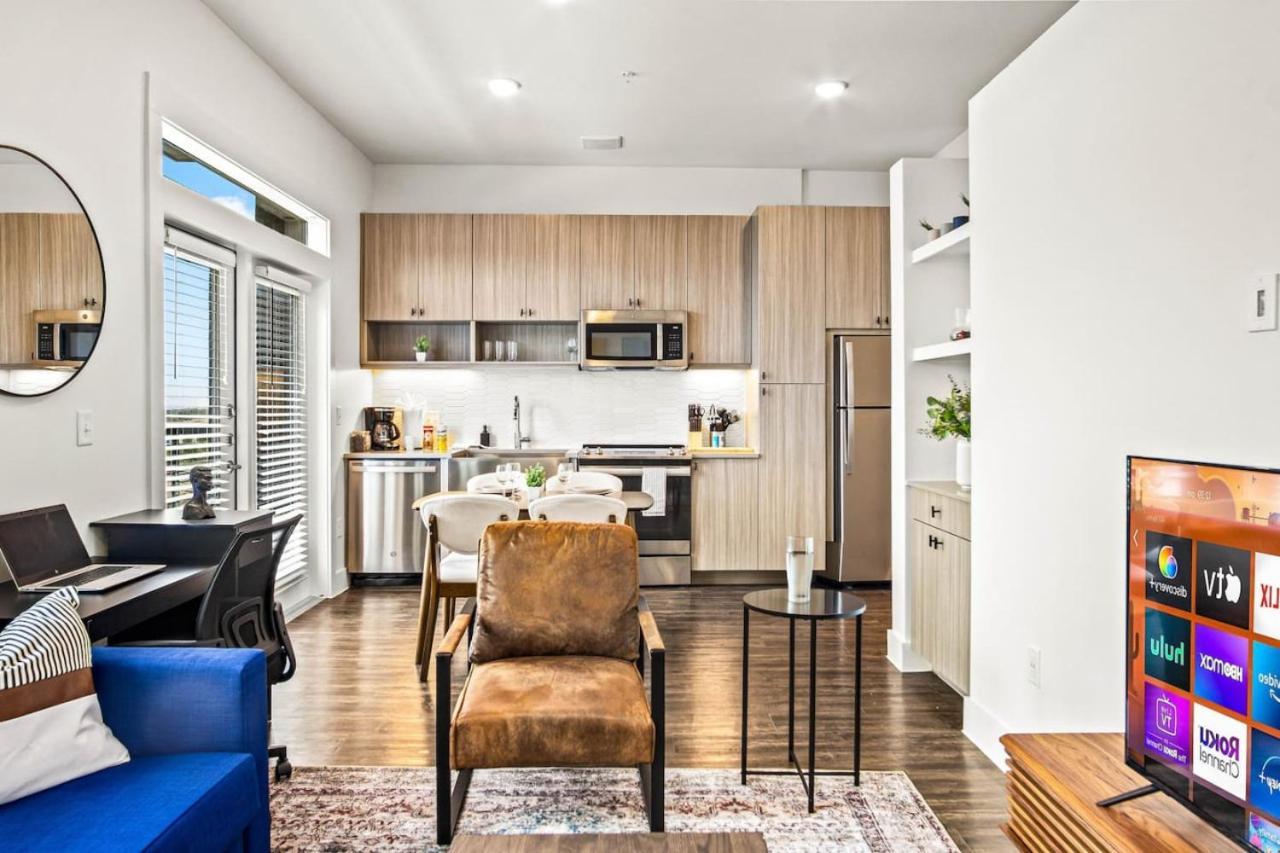Apartment Luxurious New Unit 1bd1ba Pool Golf Sim *