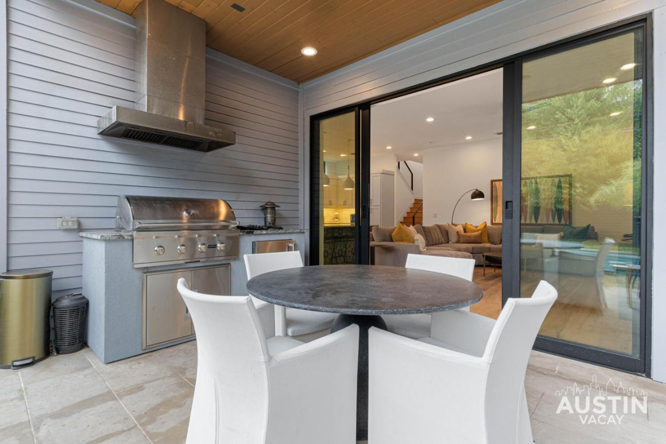Holiday home Pool Jacuzzi Covered Patio In Family 4bd 3ba East By Vacay *