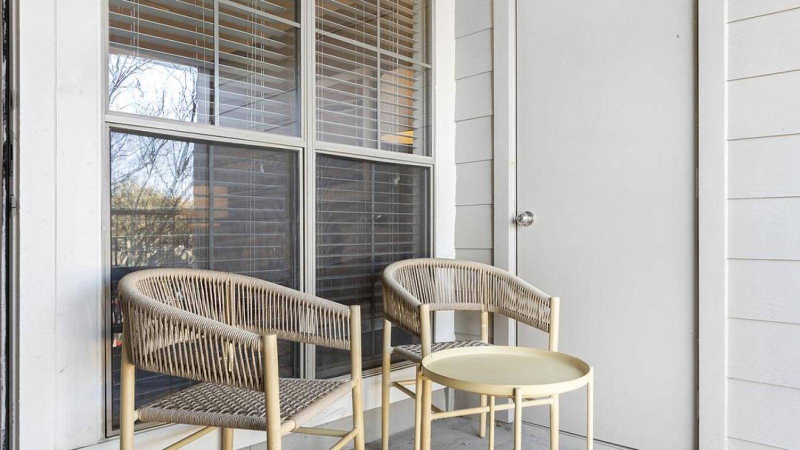 Landing At Bridge At Southpark Landing - 1 Bedroom In South