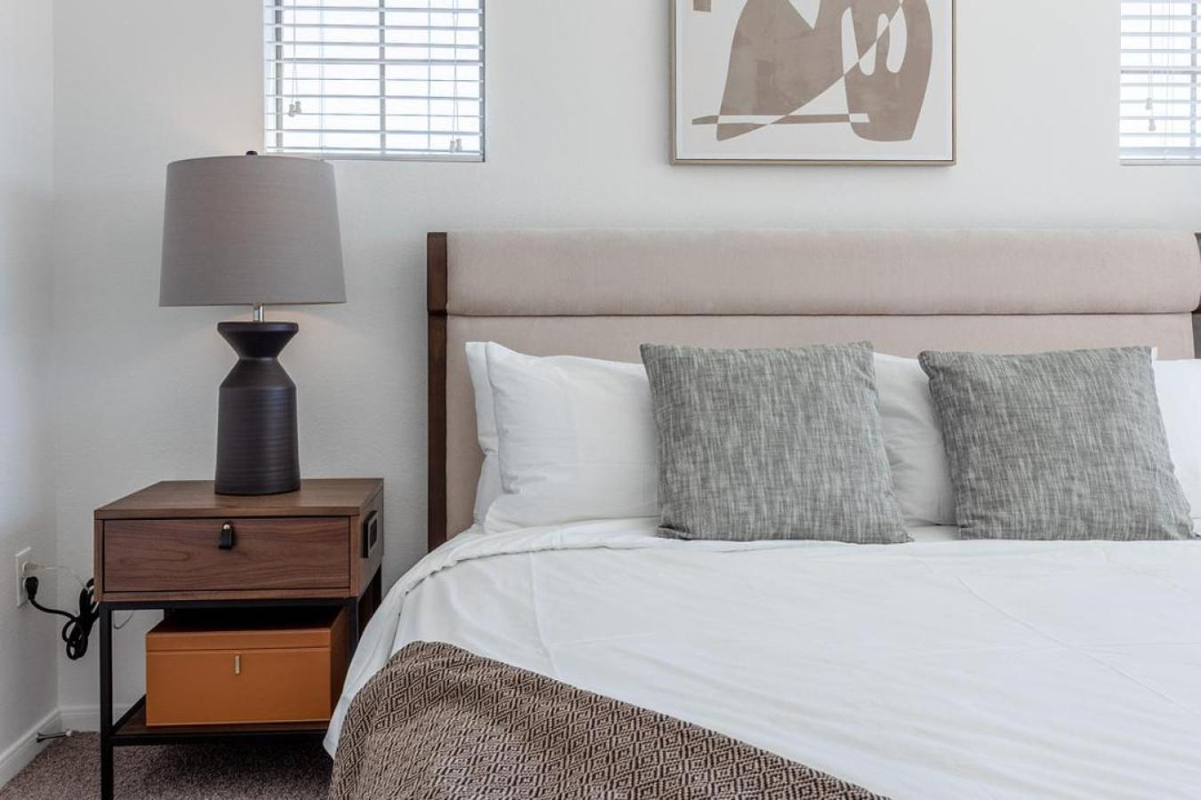 Apartment Landing At Bridge At Southpark Landing - 1 Bedroom In South Austin