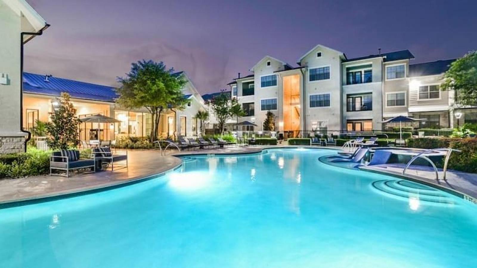 Landing At Bridge At Southpark Landing - 1 Bedroom In South Austin