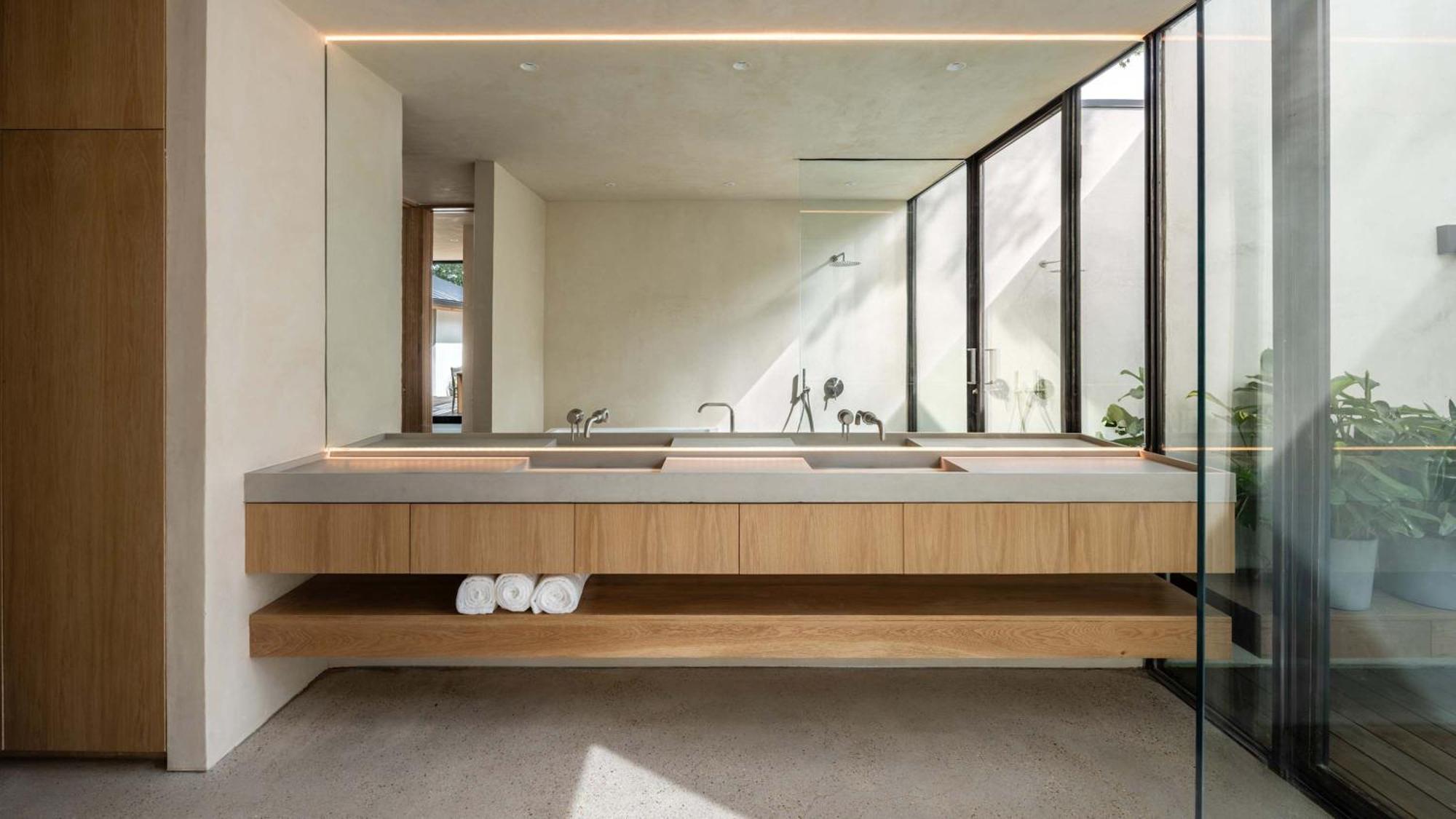 Luxe 4-bedroom Wellness Retreat With Pool Holiday home *