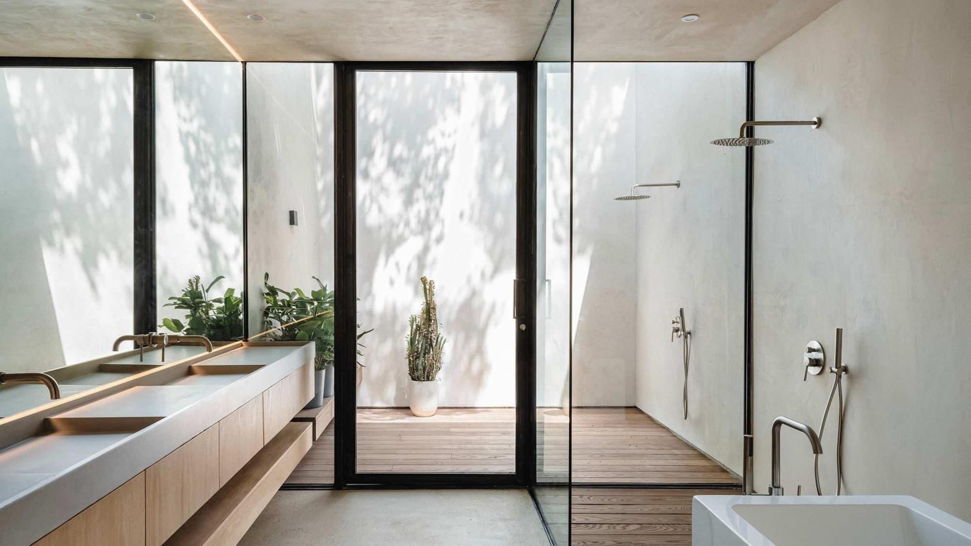 Luxe 4-bedroom Wellness Retreat With Pool Holiday home