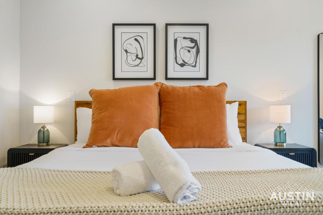 Modern 3br 3ba In Steiner Ranch W Balcony Dining Yard W Grill By Vacay Apartment