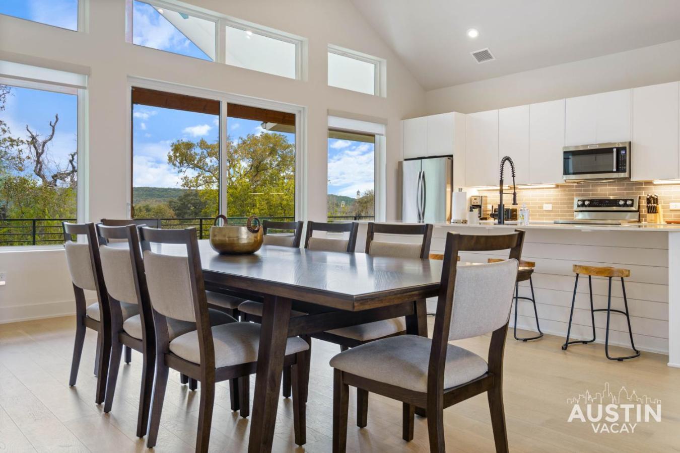 Apartment Modern 3br 3ba In Steiner Ranch W Balcony Dining Yard W Grill By Vacay *