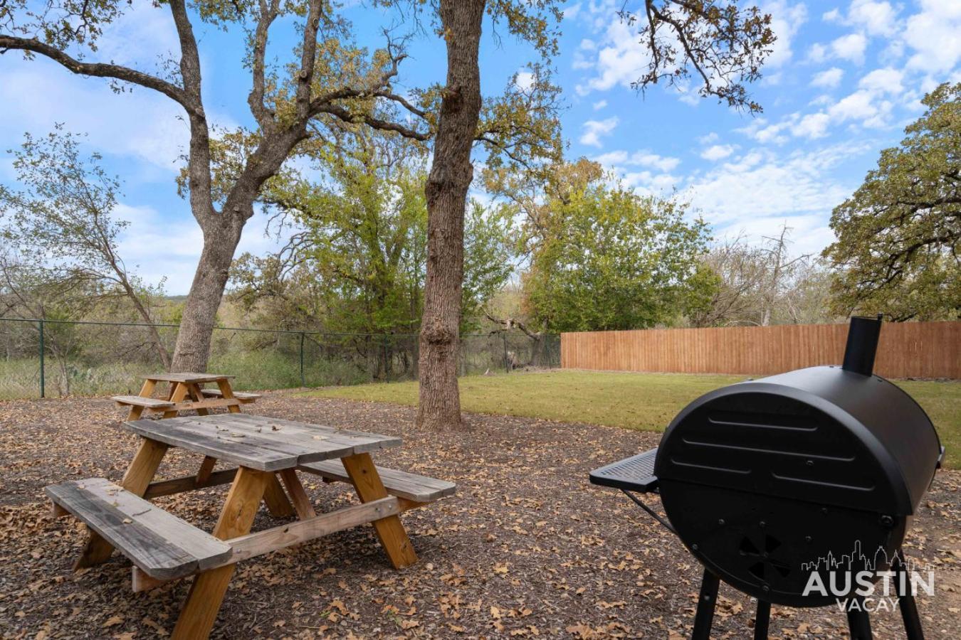 Modern 3br 3ba In Steiner Ranch W Balcony Dining Yard W Grill By Vacay Austin