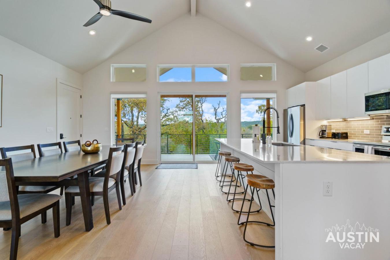 Apartment Modern 3br 3ba In Steiner Ranch W Balcony Dining Yard W Grill By Vacay Austin