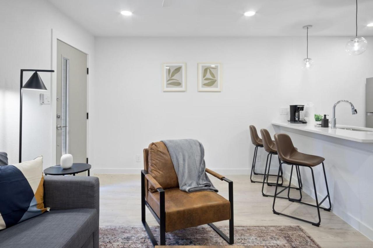 Apartment Brand New Unit, 5 Min To Downtown Austin