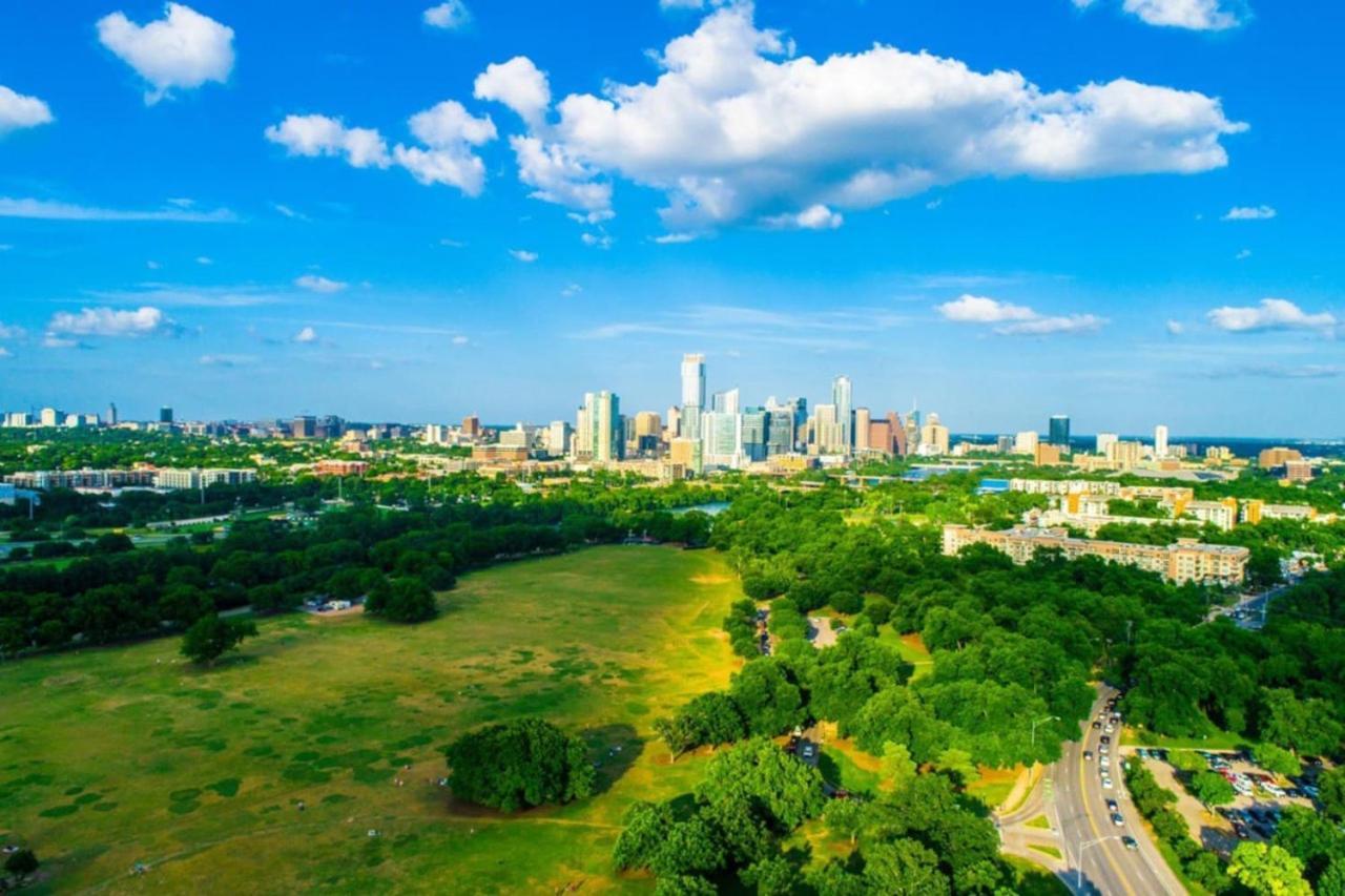 Brand New Unit, 5 Min To Downtown Apartment *