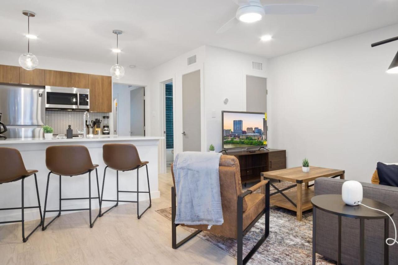 Apartment Brand New Unit, 5 Min To Downtown Austin