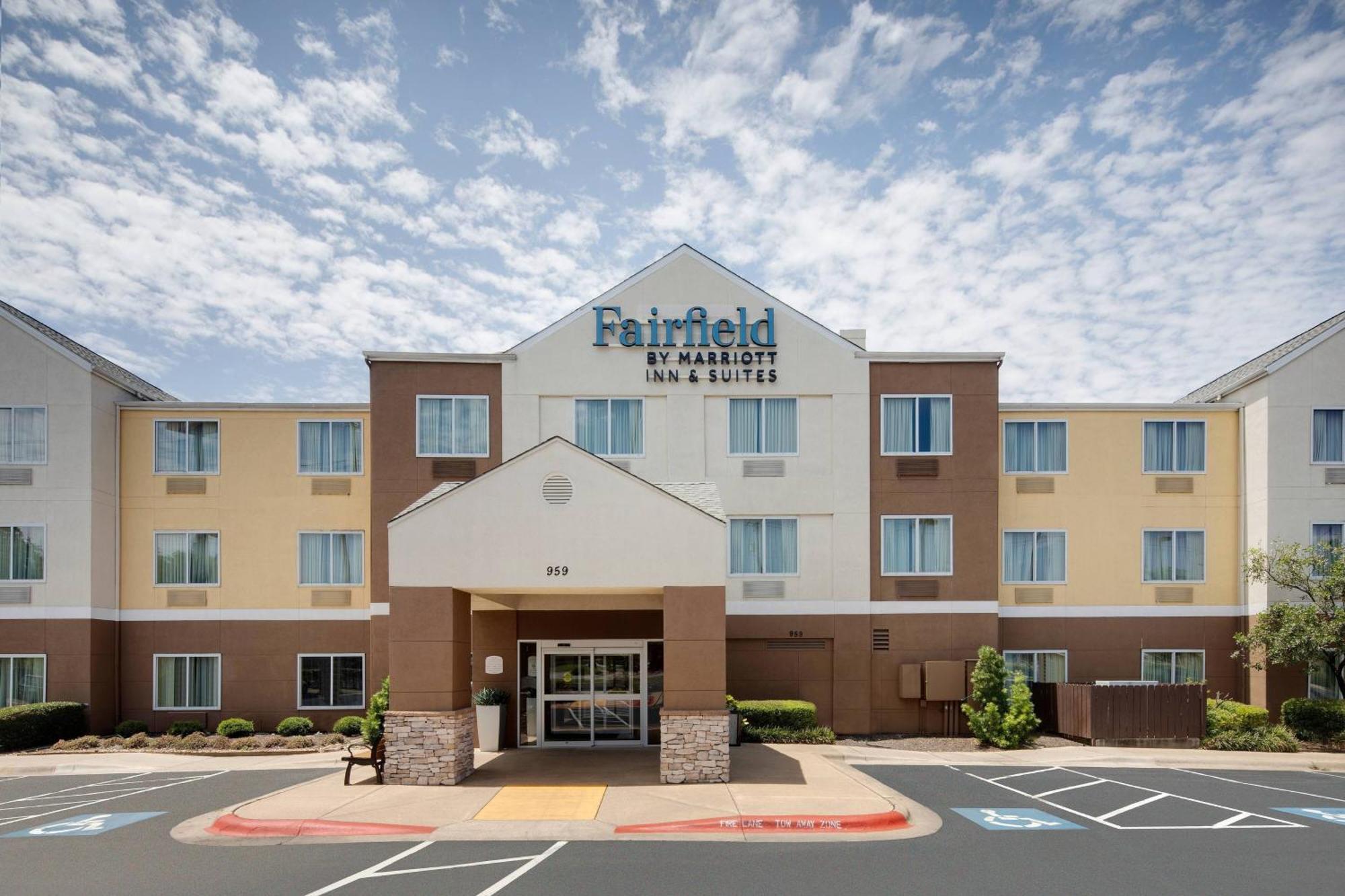 Hotel Fairfield & Area Austin