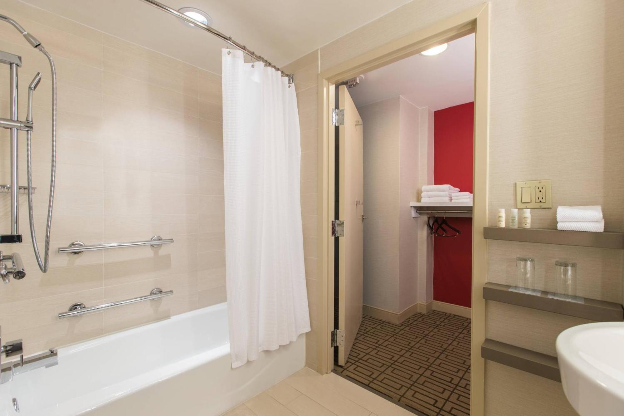 Renaissance Hotel Austin