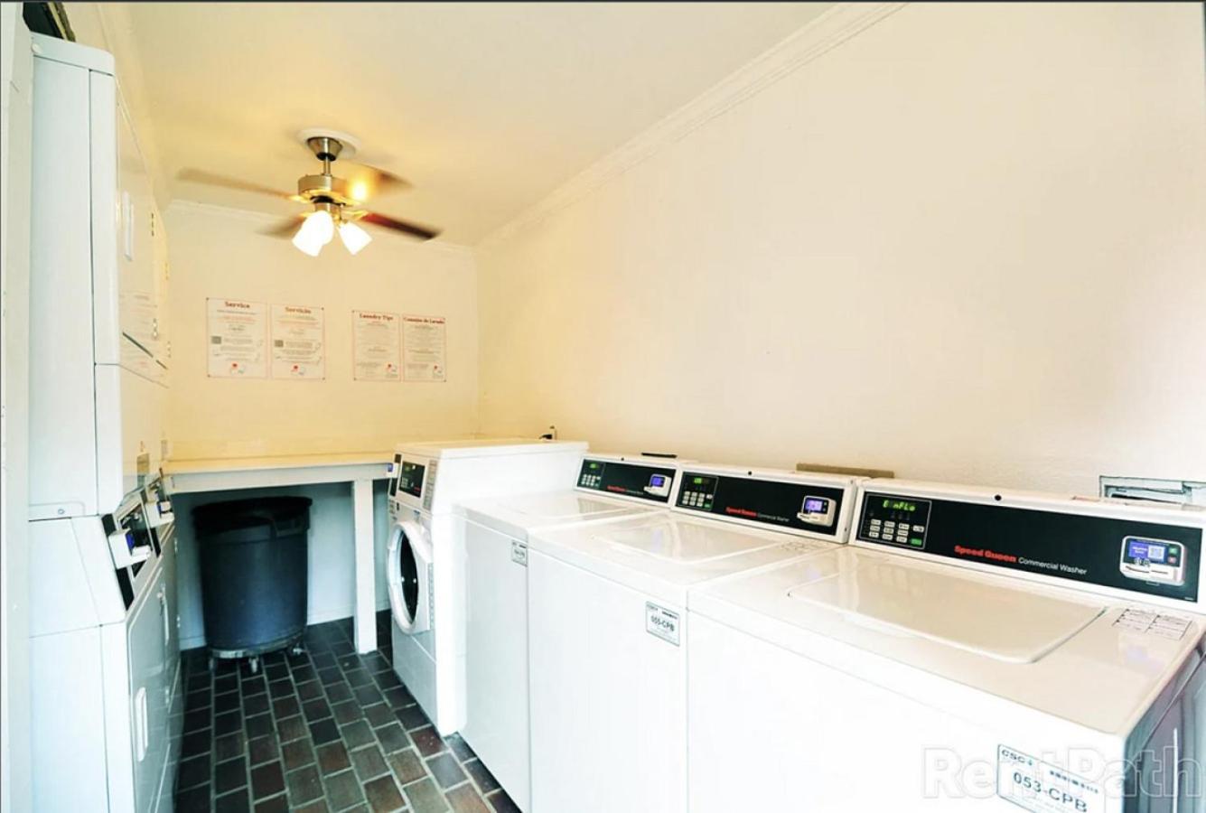 Landing At Muller Flats - 1 Bedroom In Windsor Park