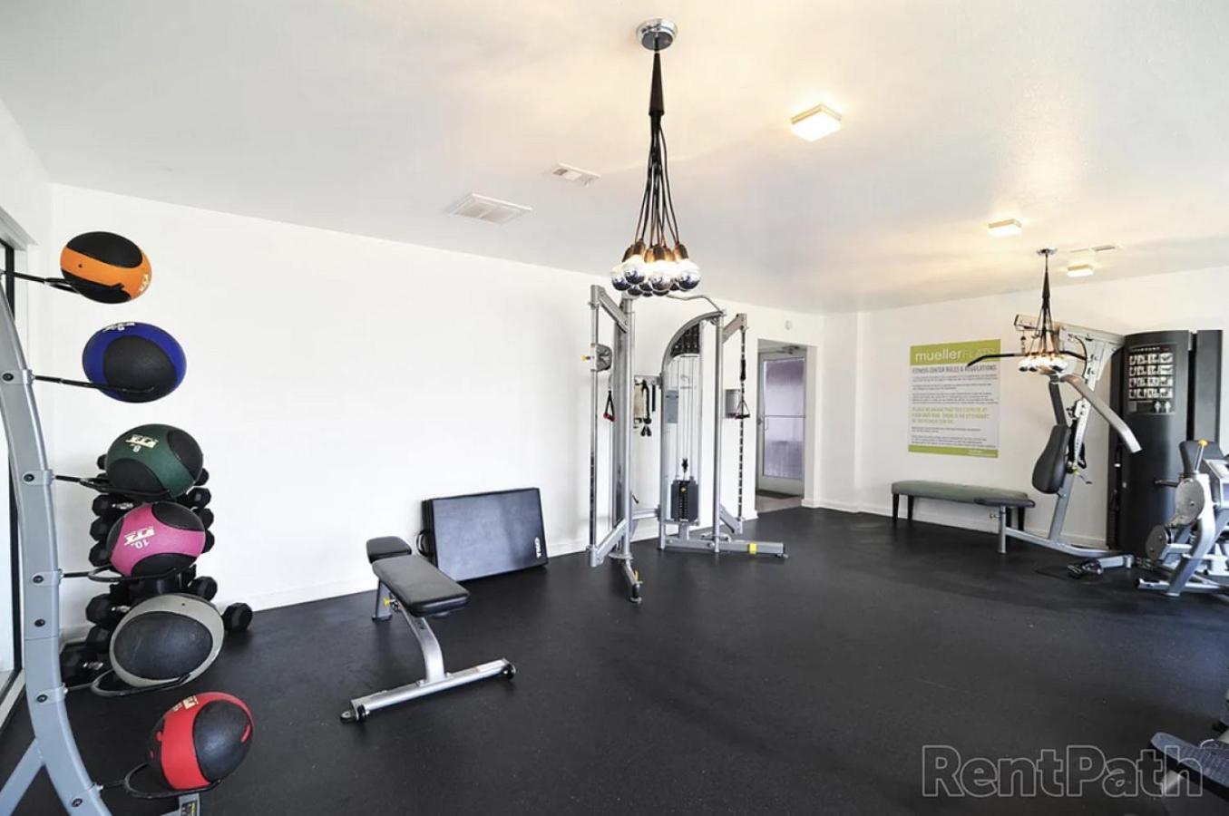 Apartment Landing At Muller Flats - 1 Bedroom In Windsor Park Austin