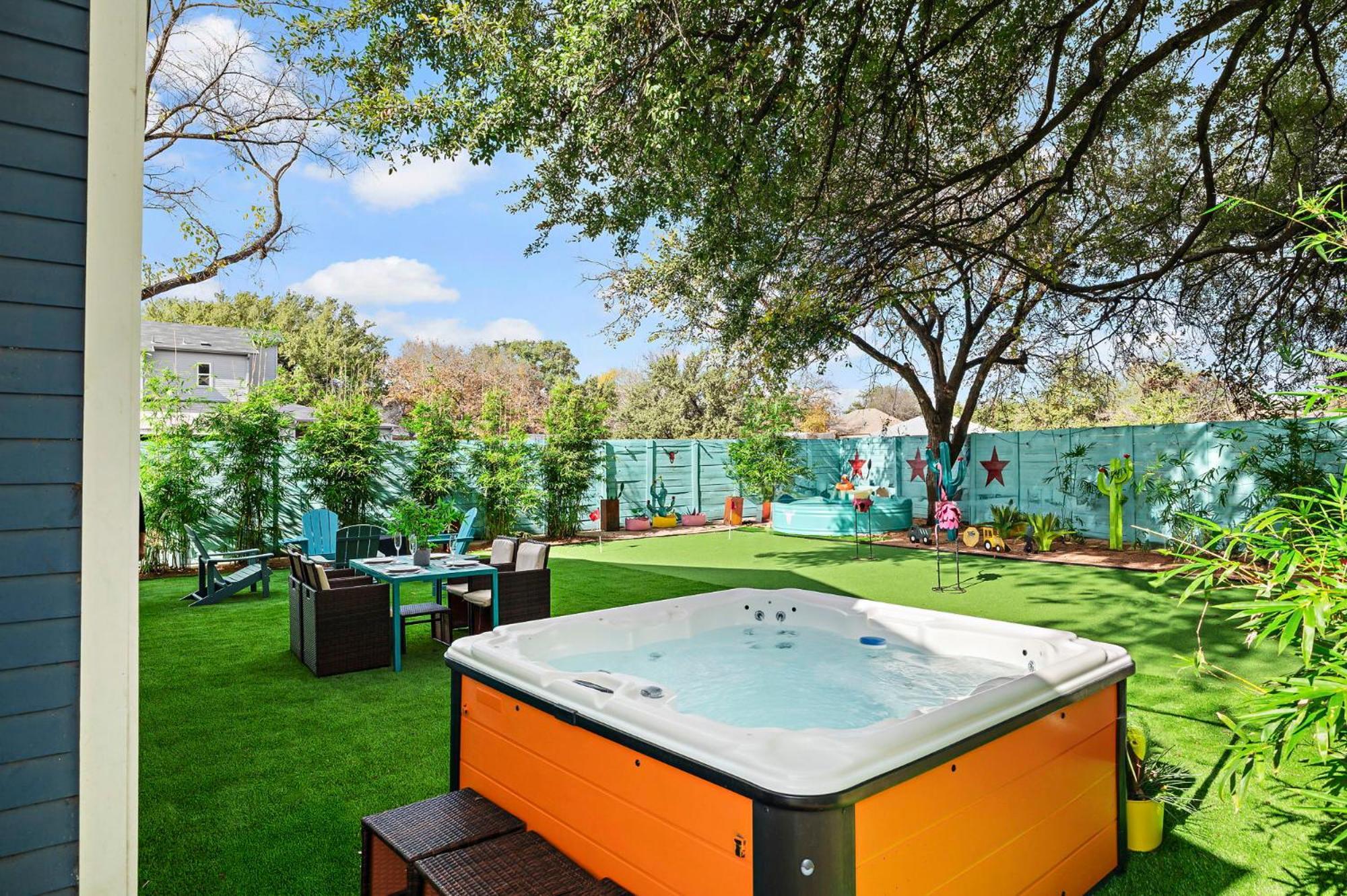 Stylish 4br With Infrared Sauna, Hot Tub, Cornhole And Cowboy Pool Holiday home *