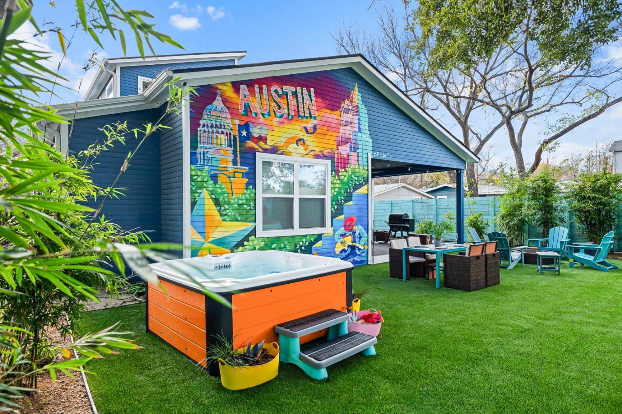 Stylish 4br With Infrared Sauna, Hot Tub, Cornhole And Cowboy Pool Holiday home