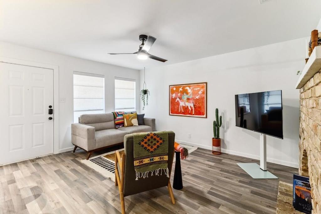 Artist Retreat By Soco - Sleeps 6 - Free Parking *