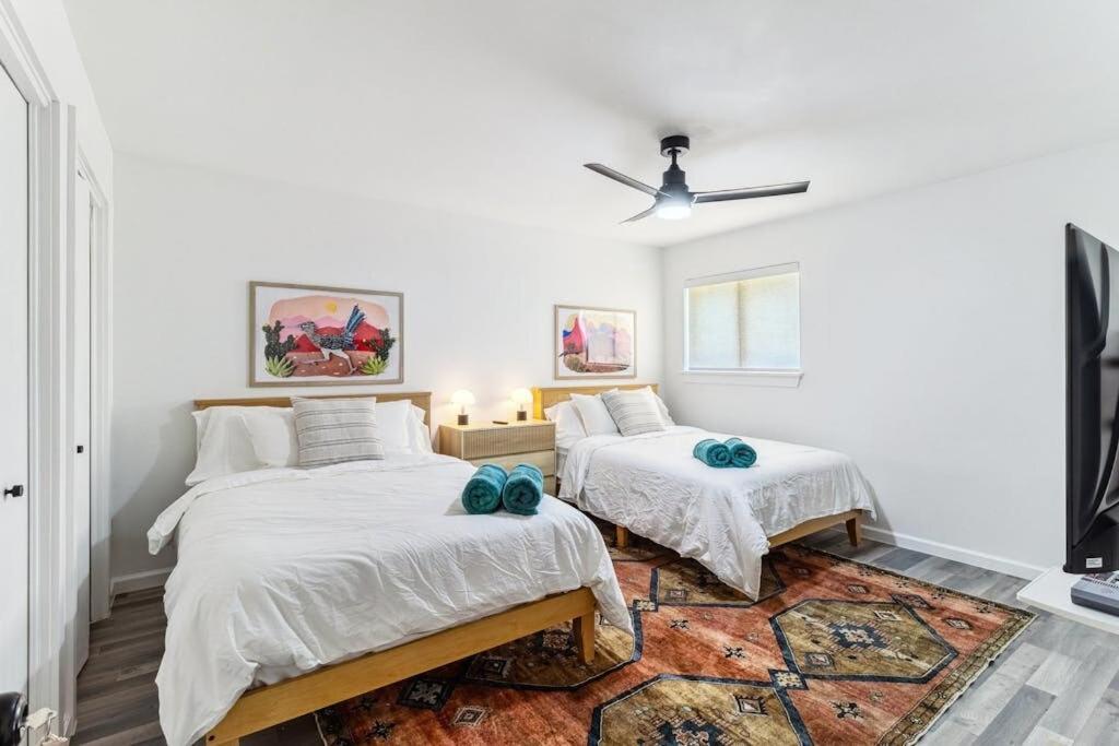 Artist Retreat By Soco - Sleeps 6 - Free Parking Apartment *