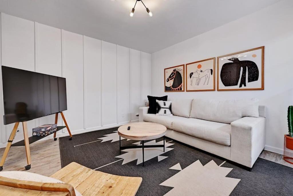 Apartment Artist Retreat By Soco - Sleeps 4 - Free Parking Austin