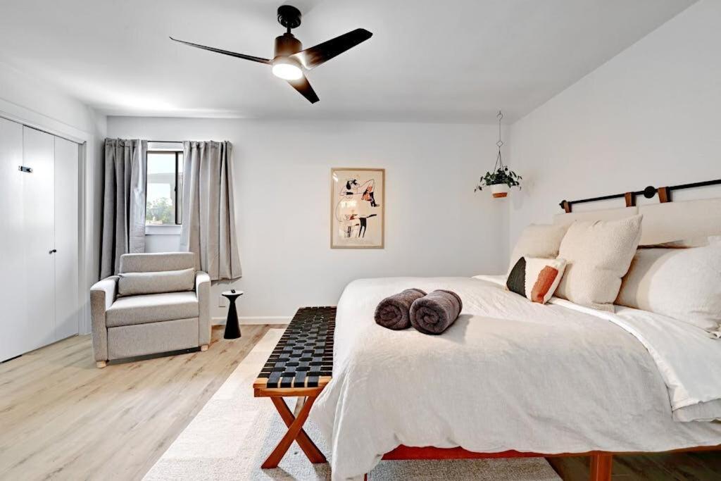 Artist Retreat By Soco - Sleeps 4 - Free Parking * Austin