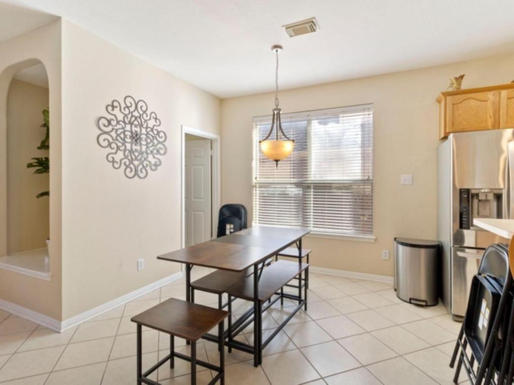 Cozy Sunterro Serenity In North Pet Friendly * Austin