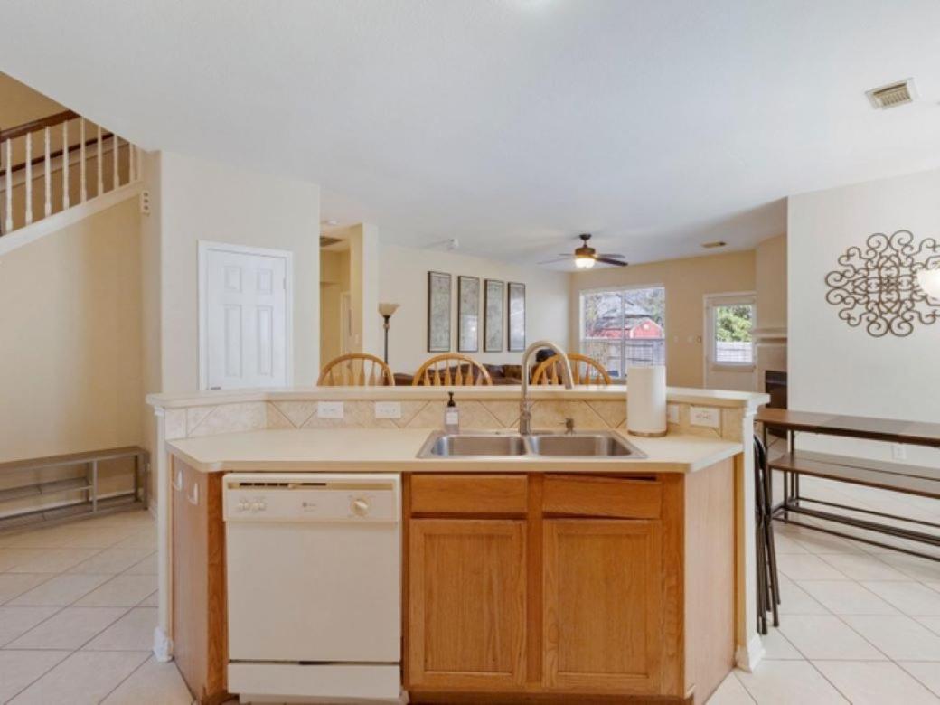Apartment Cozy Sunterro Serenity In North Pet Friendly