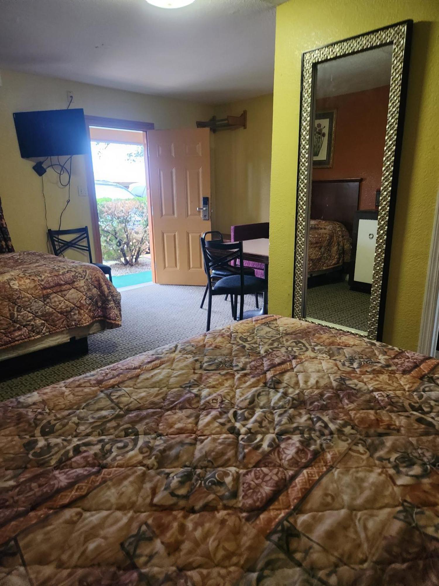 Walnut Forest Hotel Austin
