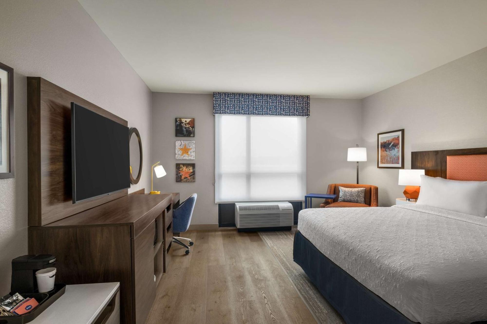 Hampton By Hilton East - Near Ut And Capitol